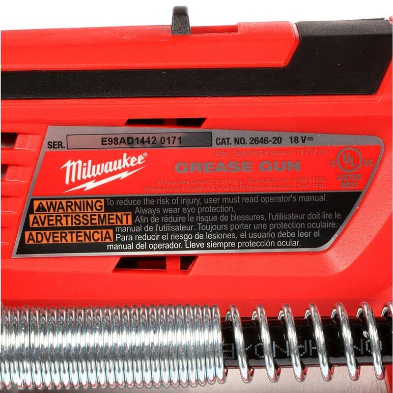Milwaukee M18 18V Lithium-Ion Cordless Grease Gun 2-Speed with (1) 1.5Ah Batteries, Charger, Tool Bag - 2646-21CT