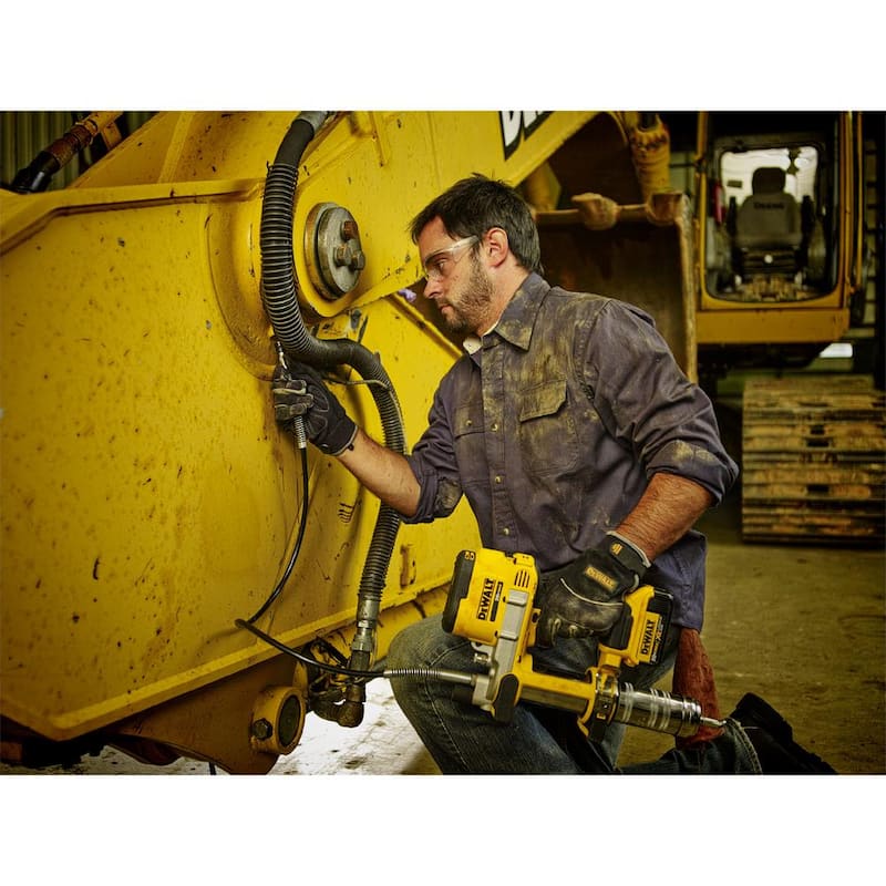 DEWALT 20V MAX Cordless 10,000 PSI Variable Speed Grease Gun (Tool Only) - DCGG571B