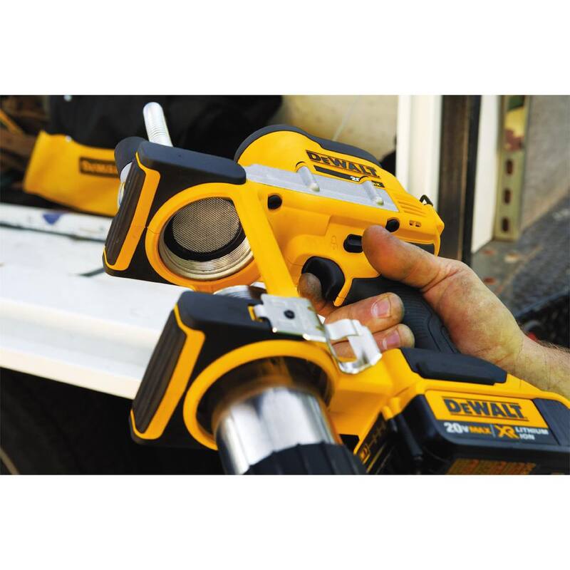 DEWALT 20V MAX Cordless 10,000 PSI Variable Speed Grease Gun and (1) 20V MAX Premium Lithium-Ion 4.0Ah Battery - DCGG571Bw4b