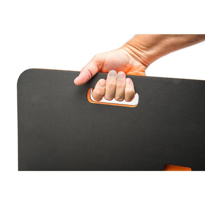 GEARWRENCH 16 in. x 24 in. Kneeling Pad with Magnetic Storage Compartment - 86996