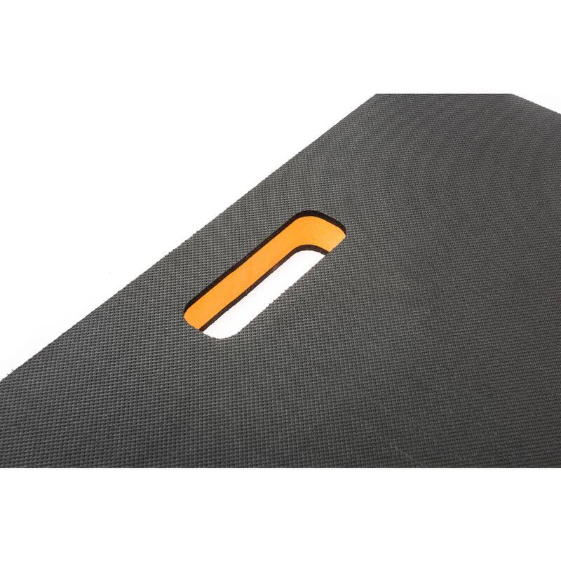 GEARWRENCH 16 in. x 24 in. Kneeling Pad with Magnetic Storage Compartment - 86996