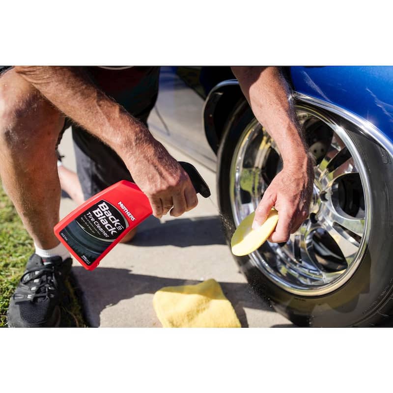MOTHERS 24 oz. Back-To-Black Tire Cleaner Spray - 09324
