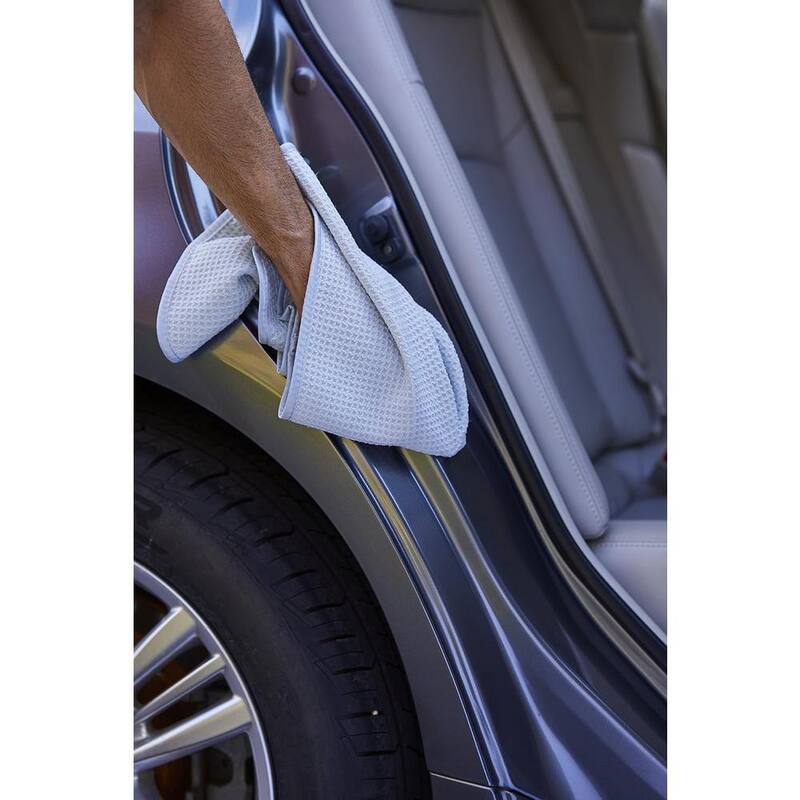 MOTHERS 16 in. x 20 in. Car Wheel and Jamb Towel - 155500