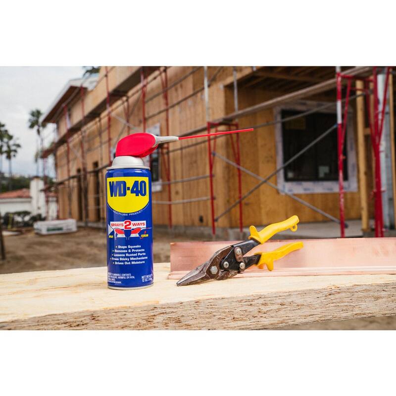 WD-40 SPECIALIST 12 oz. Original WD-40 formula and 11 oz. Specialist Penetrant - 611932