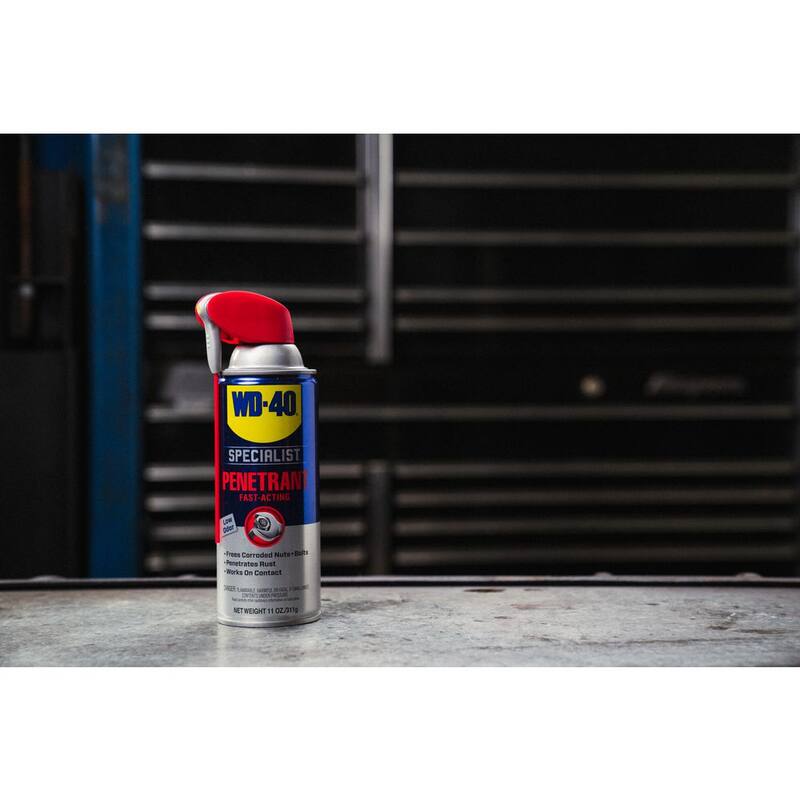 WD-40 SPECIALIST 12 oz. Original WD-40 formula and 11 oz. Specialist Penetrant - 611932