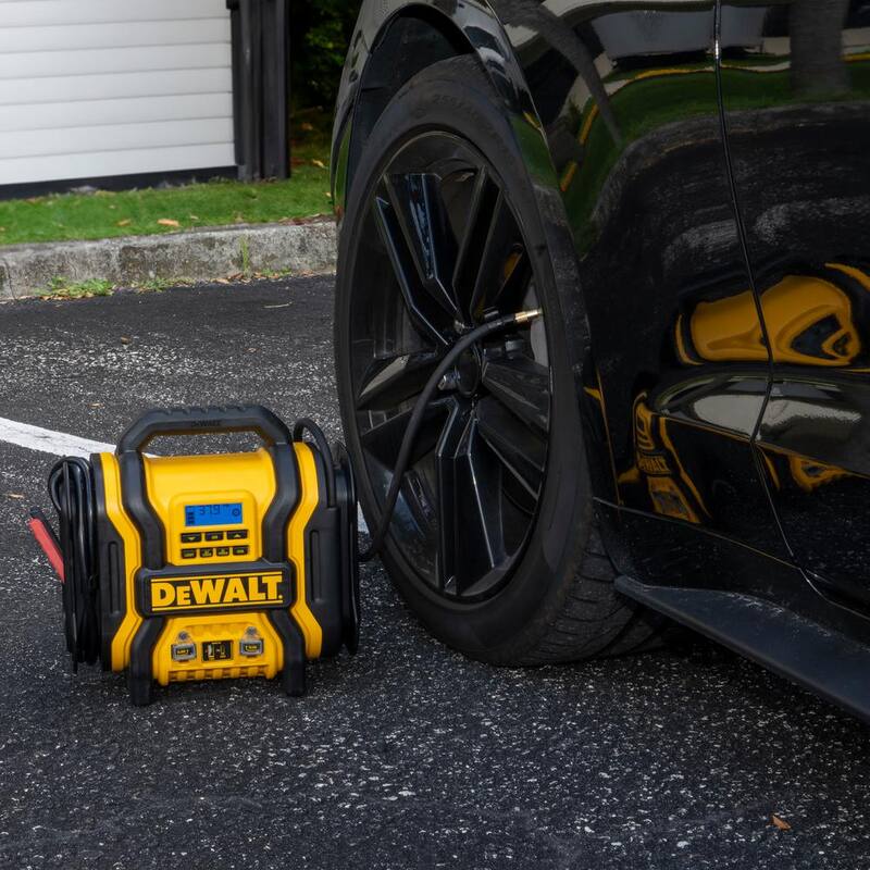DEWALT Portable Power 2000 Peak Amp Jump Starter w/Digital Compressor - DXAEPS14