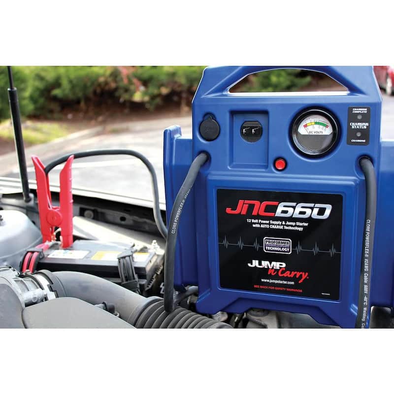 CLORE AUTOMOTIVE 1,700 Peak Amp 12-Volt Jump Starter - JNC660