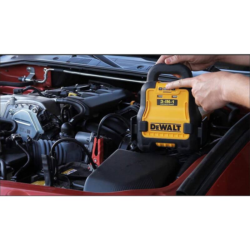 DEWALT Battery Booster Compatible With 20V XR 5 AH Lithium-Ion Battery - DXAE20VBB