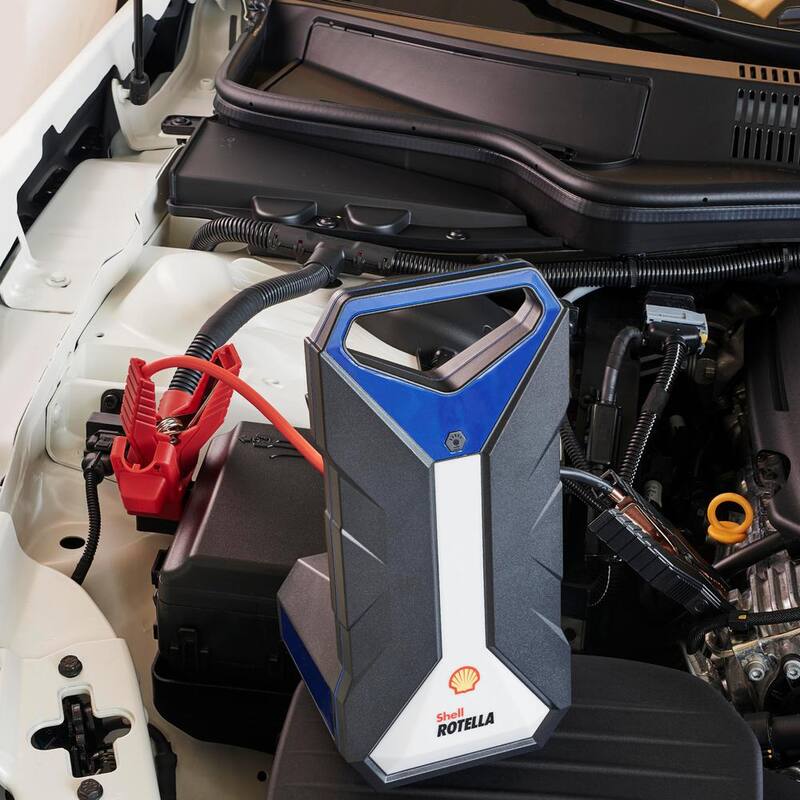 Formula Shell SH924 2000 12-Volt Peak Amp Li-ion Jump Starter for up to 11Litre Gas and 8Litre Diesel Engines with 24000mAh Power Bank - SH924