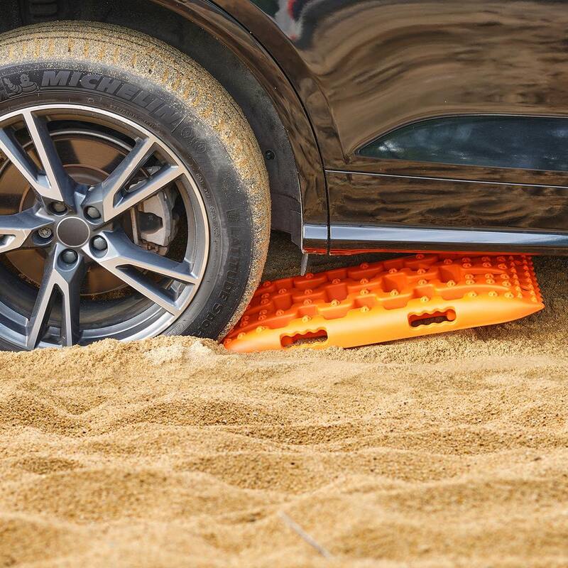 VEVOR 10 T Traction Boards with PP Material Recovery Boards for Off-road Vehicles/Cars/RVs Pair Tire Traction Mat - QCTKBZBS2JZDKR8OUV0