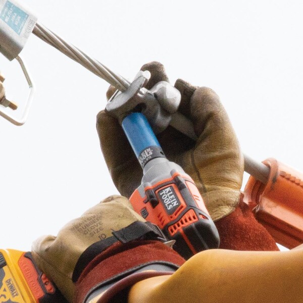 Klein Tools 2-in-1 Coated Impact Socket, 12-Point, 3/4 and 9/16-Inch - 66030