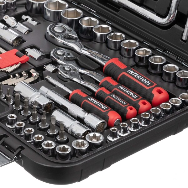 Intertool 1/4 in., 3/8 in., 1/2 in. Drive Socket Set, Metric, 126 pcs - ET08-8126