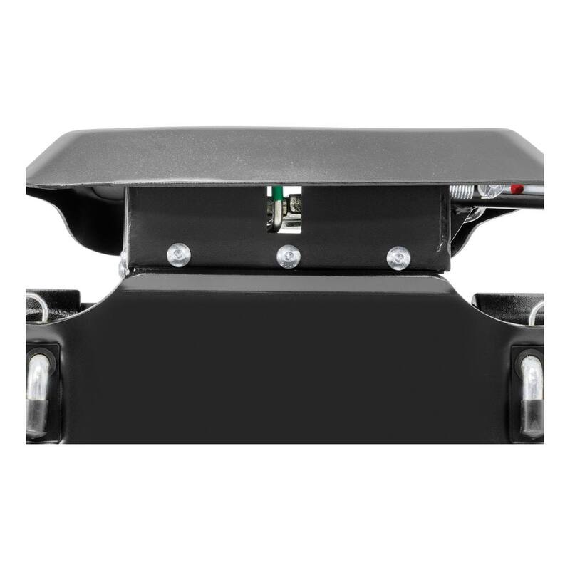 CURT Q20 5th Wheel Hitch with Roller and Ram Puck System Adapter - 16687