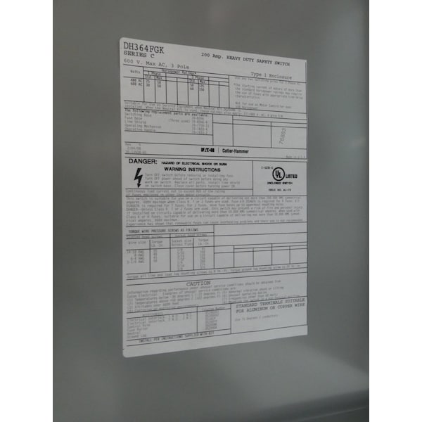 Interruptor de desconexión con fusible Eaton Cutler-Hammer de 3 polos, 200 amperios, 600 voltios de corriente alterna - DH364FGK.