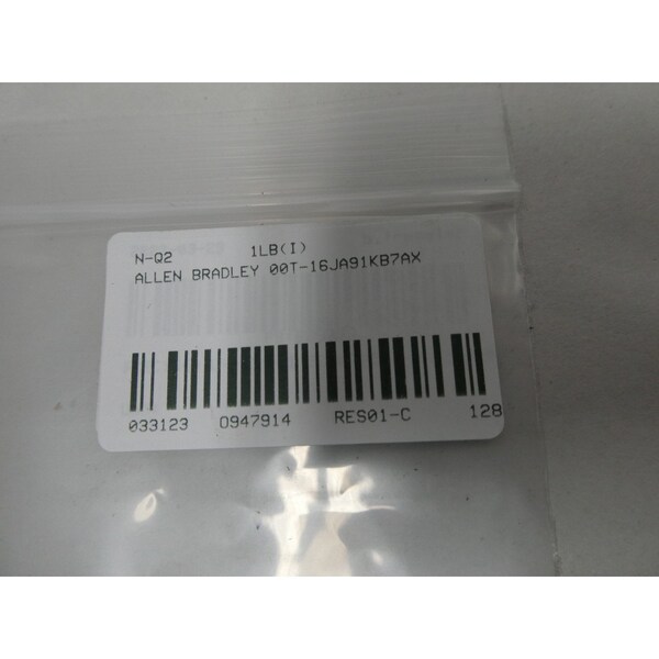 Interruptor selector iluminado de 3 posiciones Allen Bradley 120V-Ac - 00T-16JA91KB7AX