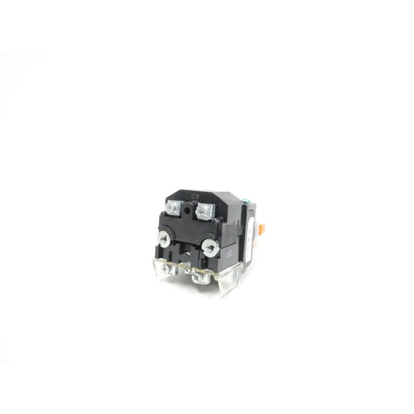 Interruptor selector iluminado de 3 posiciones Allen Bradley 120V-Ac - 00T-16JA91KB7AX