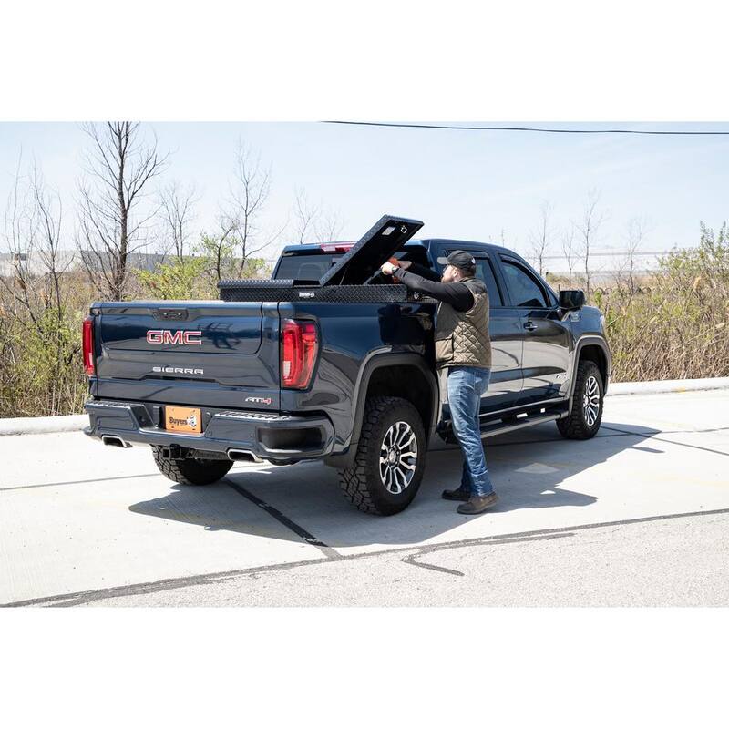 Buyers Products Company 23 in. x 20 in. x 71 in. Black Diamond Tread Aluminum Crossover Gull Wing Truck Tool Box - 1720413