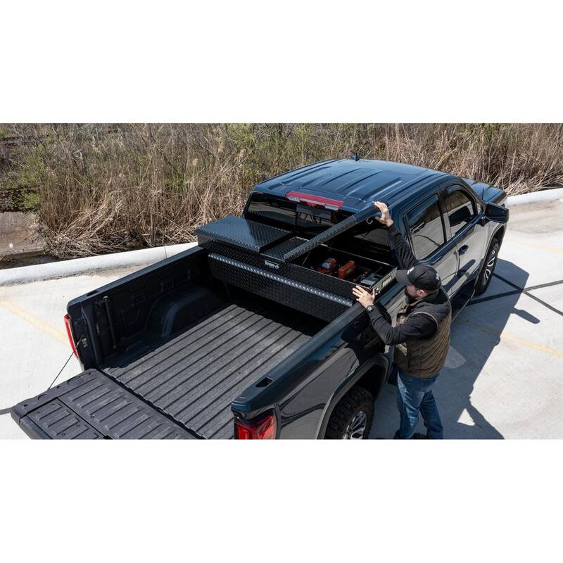 Buyers Products Company 23 in. x 20 in. x 71 in. Black Diamond Tread Aluminum Crossover Gull Wing Truck Tool Box - 1720413