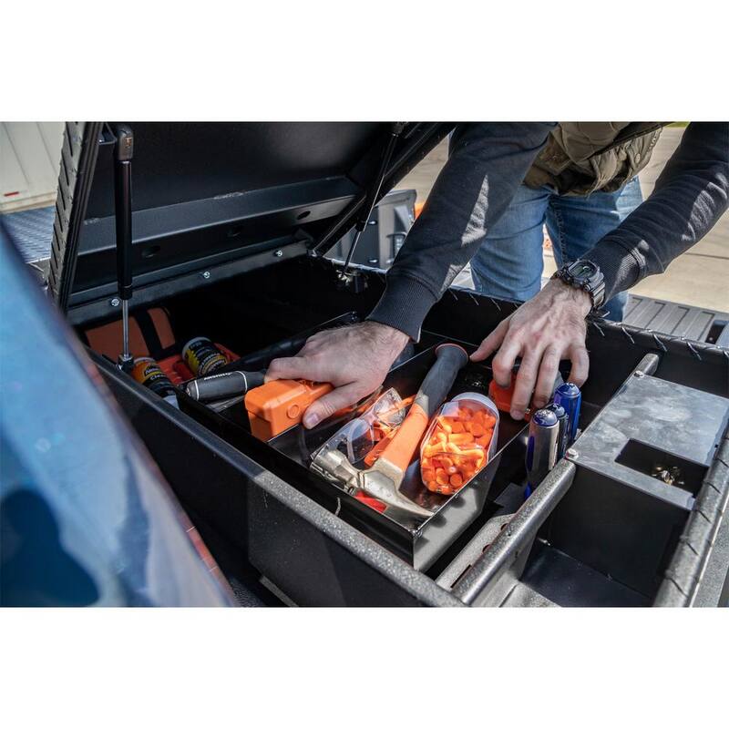 Buyers Products Company 18 in. x 27 in. x 71 in. Textured Matte Black Diamond Tread Aluminum Crossover Gull Wing Truck Tool Box - 1722420