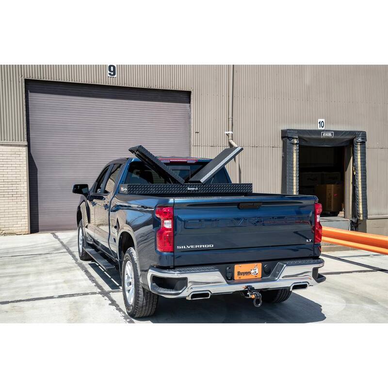 Buyers Products Company 18 in. x 27 in. x 71 in. Textured Matte Black Diamond Tread Aluminum Crossover Gull Wing Truck Tool Box - 1722420