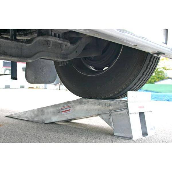 DISCOUNT RAMPS 20,000 lbs. Per Axle 64 in. x 16 in. Aluminum Semi Truck Wheel Riser Service Ramps - WR-20K