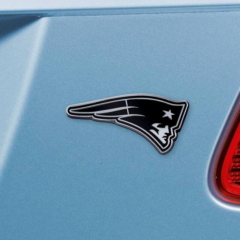 FANMATS NFL - New England Patriots Chromed Metal 3D Emblem - 15613