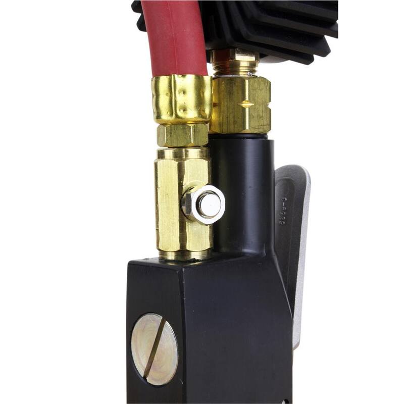 Milton Industries, Inc. Milton Dual Head Air Chuck Compact Digital Tire Inflator and Pressure Gauge 15 in. Rubber Air Hose (255 PSI) 1/4 in. NPT - S-530