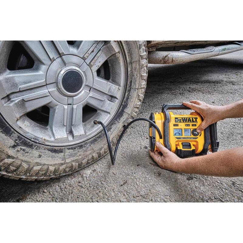 DEWALT 20V MAX Cordless Electric Portable Inflator (Tool Only) - DCC020IB