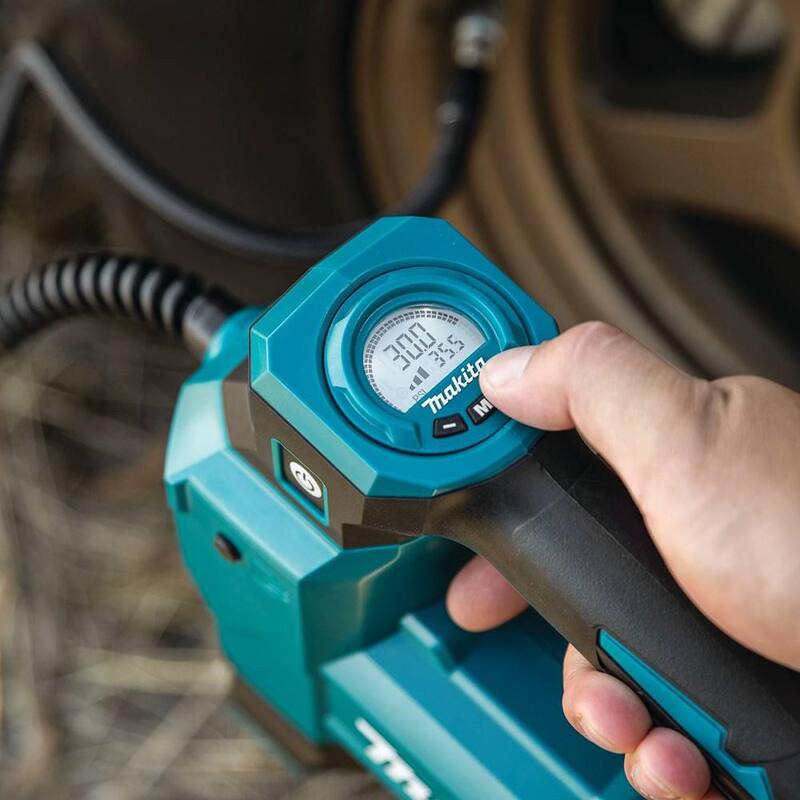 Makita 18V LXT Lithium-Ion Cordless Electric High-Pressure Portable Inflator (Tool Only) - DMP181ZX