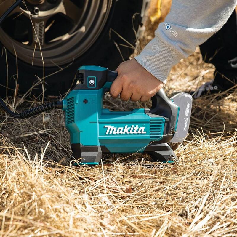 Makita 18V LXT Lithium-Ion Cordless Electric High-Pressure Portable Inflator (Tool Only) - DMP181ZX