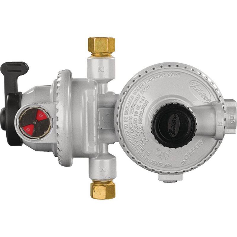 JR Products Low Pressure 2-Stage Automatic Changeover Regulator - 07-31525