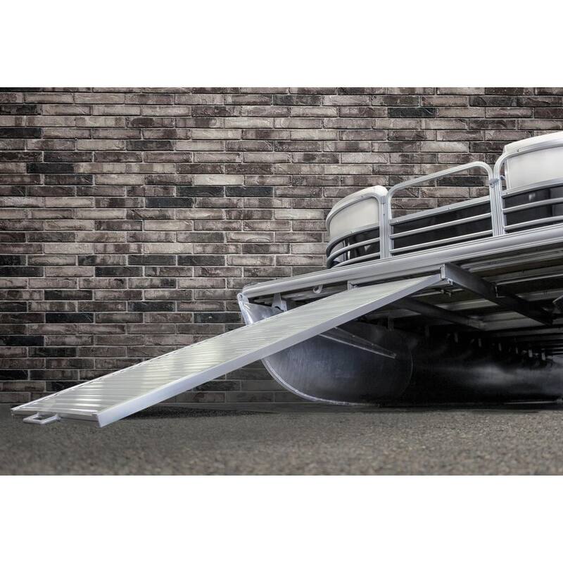 Extreme Max Heavy-Duty Aluminum Pontoon Boat Ramp - 70 in. x 21 in., 600 lbs. Capacity - 3005.3849