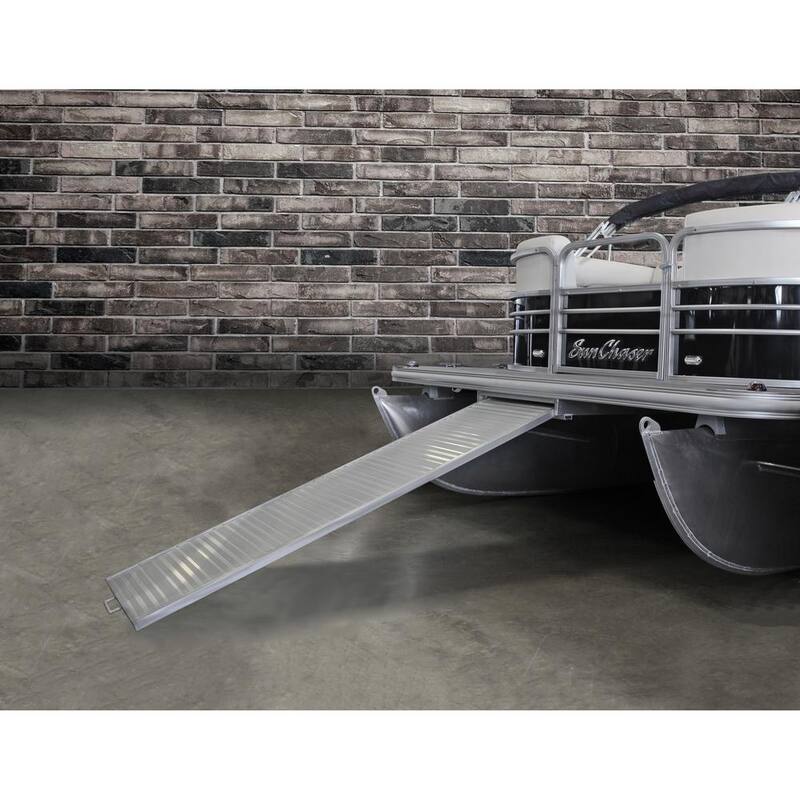 Extreme Max Heavy-Duty Aluminum Pontoon Boat Ramp - 70 in. x 21 in., 600 lbs. Capacity - 3005.3849
