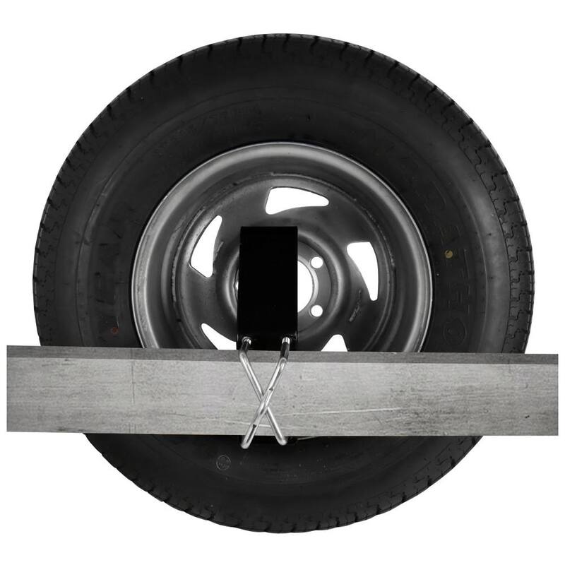 Extreme Max Heavy-Duty Offset Spare Tire Carrier - 5001.5837