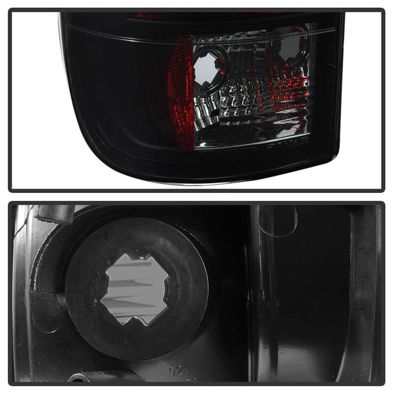 Spyder Auto Ford Super Duty F-250/ F-350/ F-450 08-16 Version 3 Light Bar LED Tail Lights- Black Smoke - 5084729