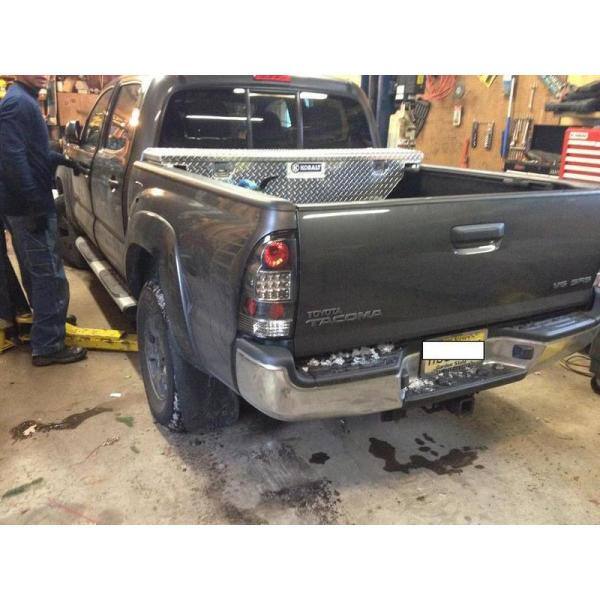 Spyder Auto Toyota Tacoma 05-15 LED Tail Lights (not compatible with factory equipped led tail lights) - Black - 5007919