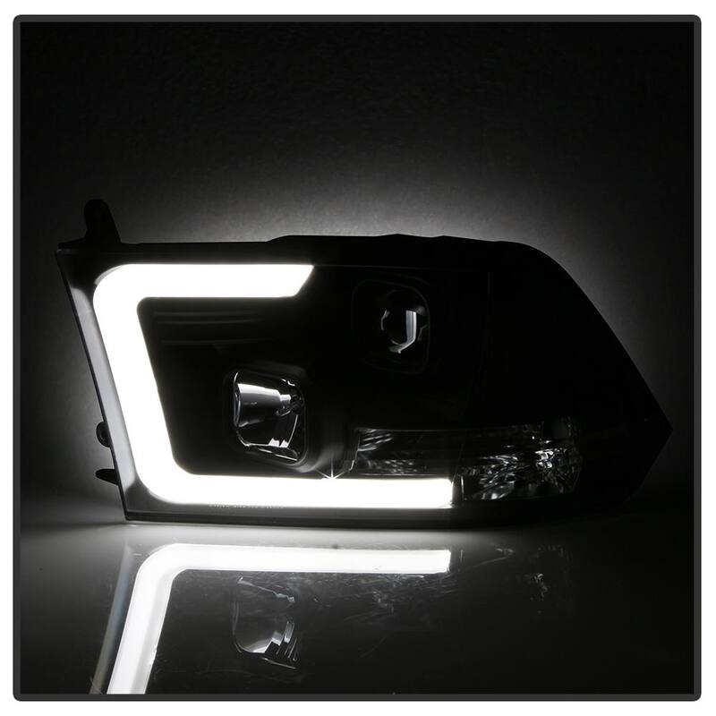 Spyder Auto Dodge Ram 1500 09-16 / Ram 2500/3500 10-16 Version 2 Projector Headlights - Halogen Model Only- Light Bar DRL - Black - 5084811