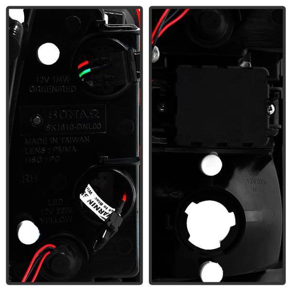 Spyder Auto Chevy Suburban/Tahoe 1500/2500 00-06 / GMC Yukon/Yukon XL 00-06 LED Tail Lights - Red Clear - 5001542
