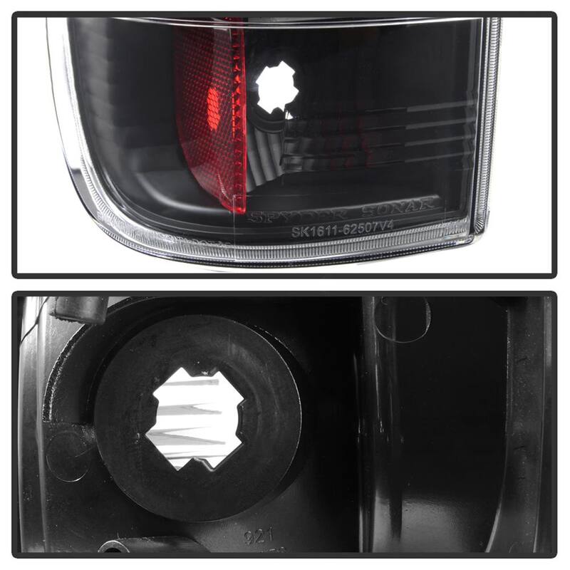 Spyder Auto Ford Super Duty F-250/ F-350/ F-450 08-16 Version 3 Light Bar LED Tail Lights - Black - 5084712