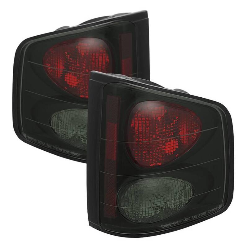 Spyder Auto Chevy S10 94-04 / GMC Sonoma 94-04 / Isuzu Hombre 96-00 Euro Style Tail Lights - Black Smoke - 5078049