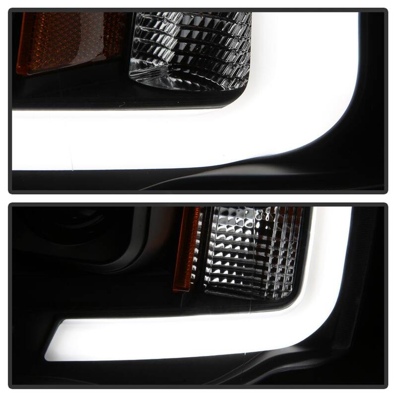 Spyder Auto Dodge Ram 1500 02-05 / Ram 2500/3500 03-05 Light Bar Projector Headlights - Black - 5084606