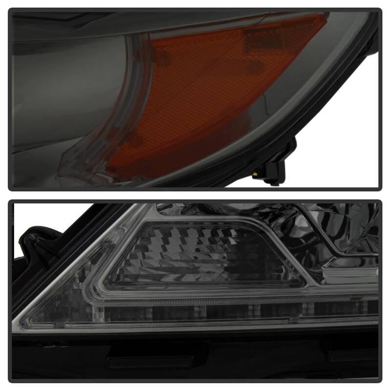 Spyder Auto Toyota Sienna 11-14 (SE and XE models only)/15-17 (XLE models only) Projector Headlight- Halogen Model Only -DRL LED-Smk - 5083999