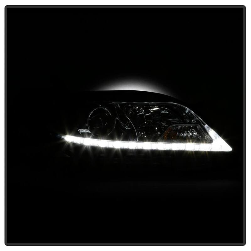 Spyder Auto Toyota Sienna 11-14 (SE and XE models only)/15-17 (XLE models only) Projector Headlight- Halogen Model Only -DRL LED-Smk - 5083999