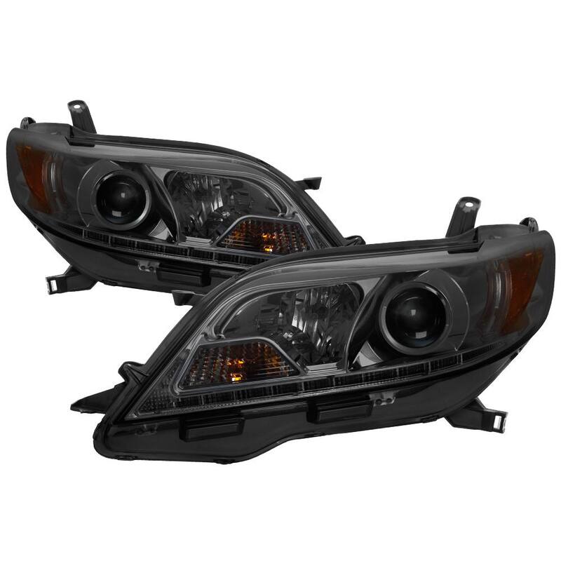 Spyder Auto Toyota Sienna 11-14 (SE and XE models only)/15-17 (XLE models only) Projector Headlight- Halogen Model Only -DRL LED-Smk - 5083999