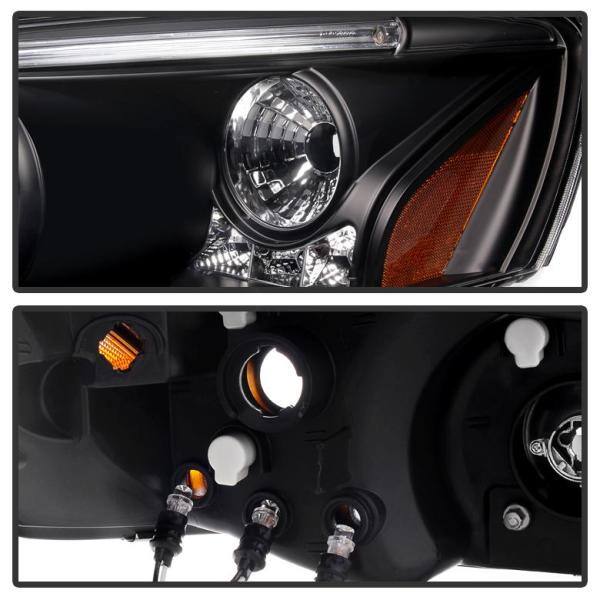 Spyder Auto Pontiac G6 2/4DR 05-08 Projector Headlights - LED Halo - LED ( Replaceable LEDs ) - Black - 5011596