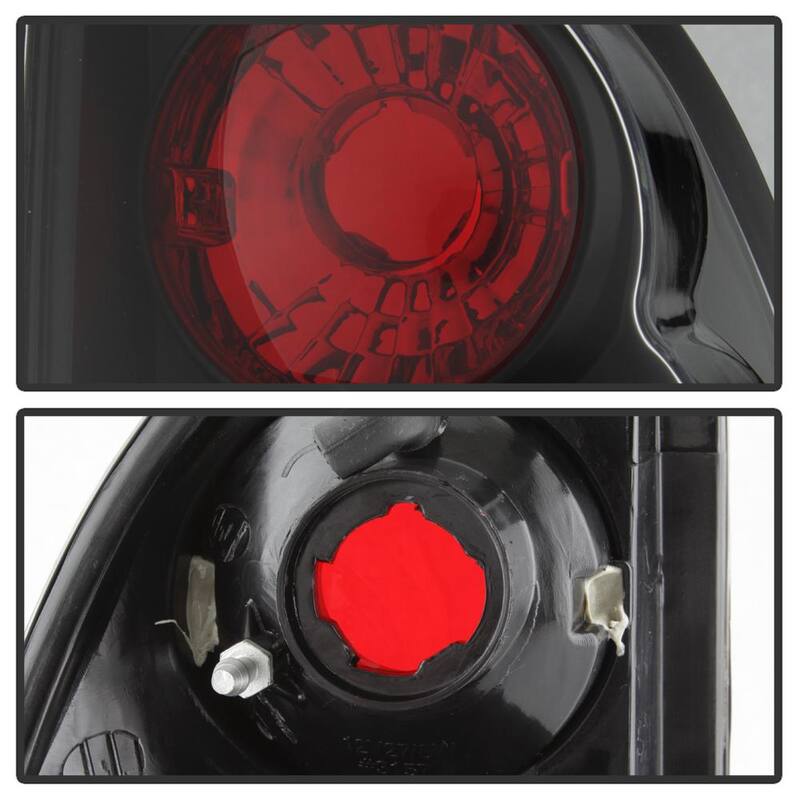 Spyder Auto Toyota Tacoma 05-15 Euro Style Tail Lights (not compatible with factory equipped led tail lights) - Black - 5007896