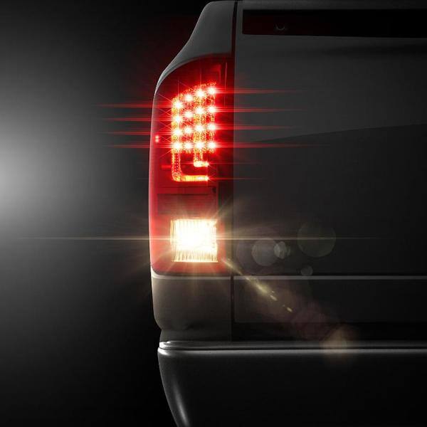 Spyder Auto Dodge Ram 07-08 1500 / Ram 07-09 2500/3500 Version 2 LED Tail Lights - Red Clear - 5081971