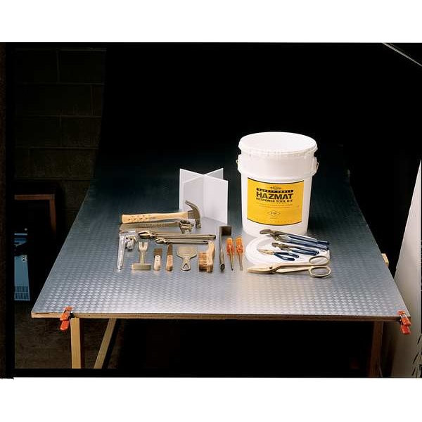 Ampco Safety Tools 18 in L 3 3/16 in Cap. Aluminum Straight Pipe Wrench - W-213AL