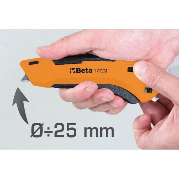 Beta 1772M Safety Utility Knife with Retractable Blade, 6 11/16 in Long, Includes 3 Blades - 017720040