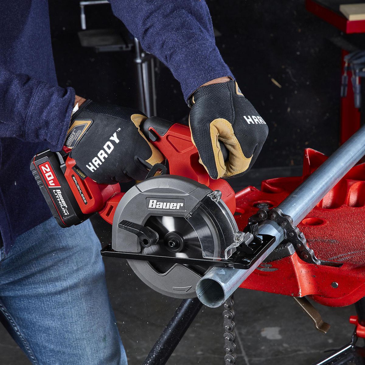 Sierra circular inalámbrica Bauer 20V Brushless de 5-3/8 pulgadas para corte de metal - Solo herramienta - 58261